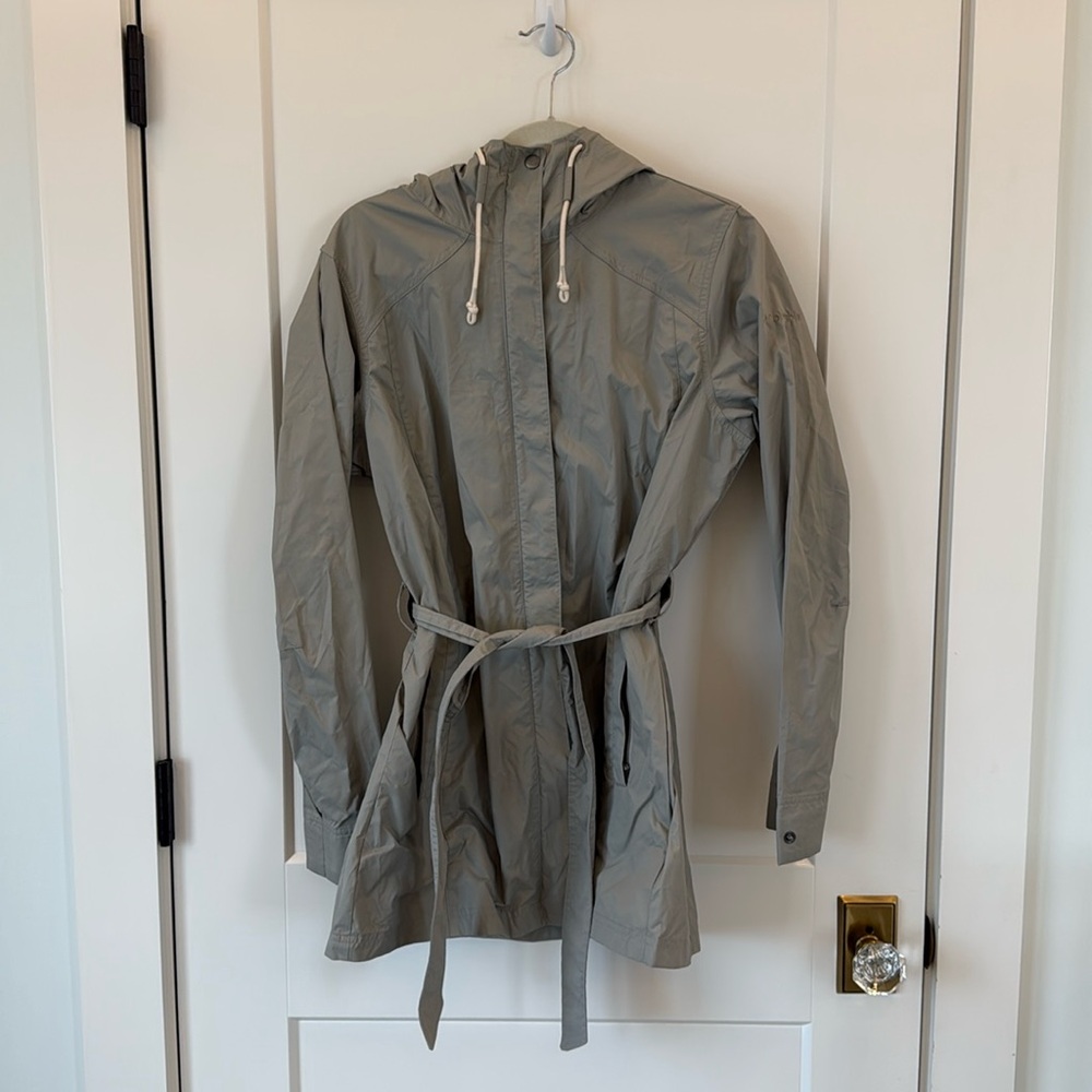 Columbia Rain Coat